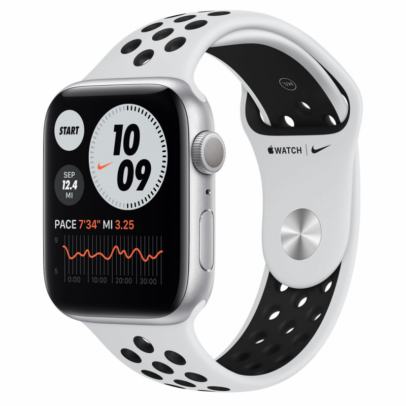 Apple Watch Nike (2020) 44mm stříbrný hliník s platinovým/černým ...